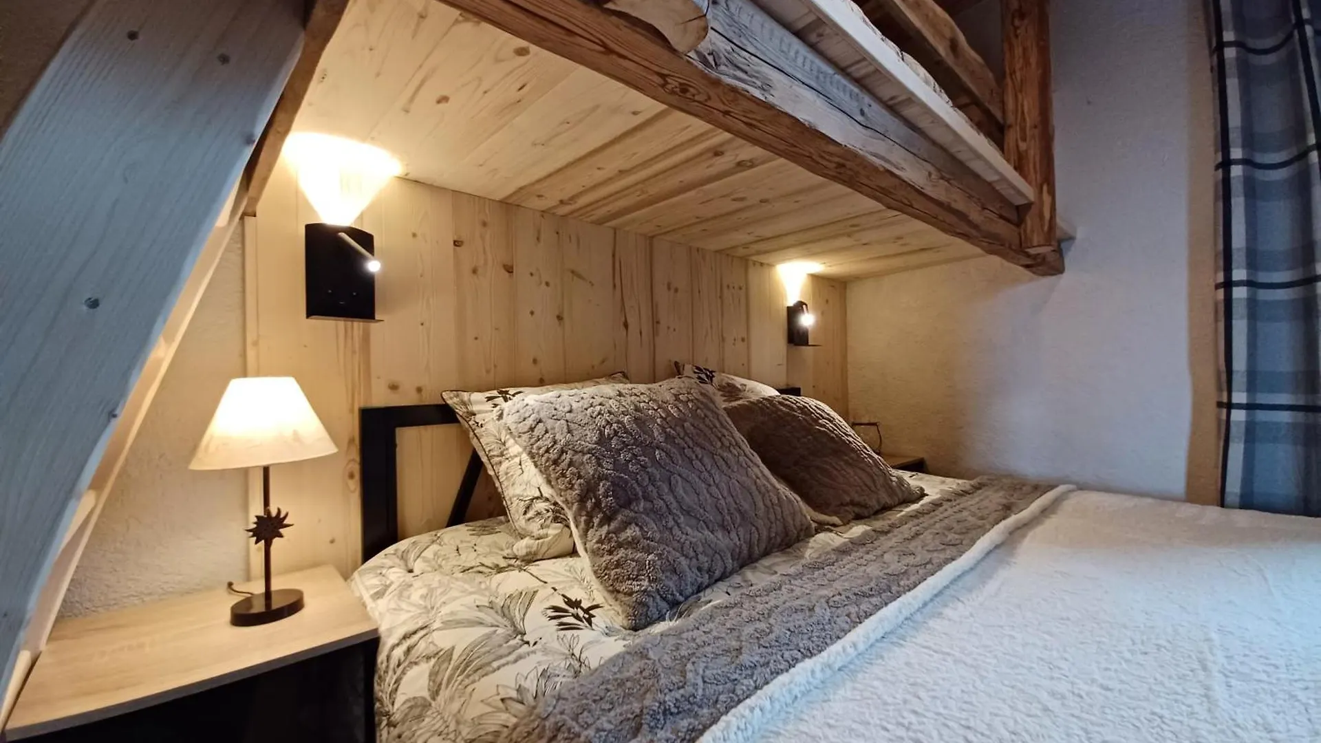 Apartment Unique A Champagny L'Appartement Panoramik Dans Un Chalet D'Alpage Avec Une Vue Exceptionnelle La Plagne